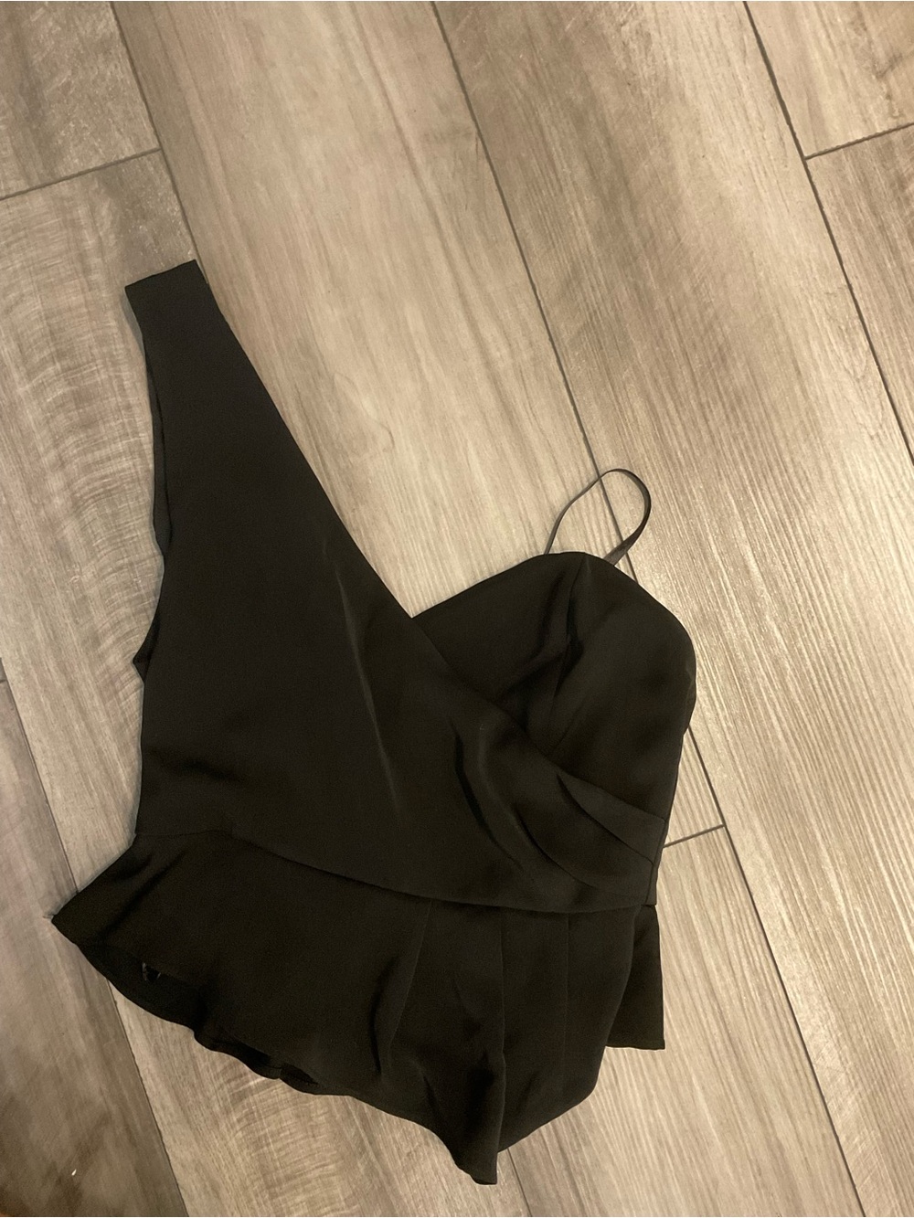 superdown Black One-Shoulder Peplum Camisole - Picture 5 of 7